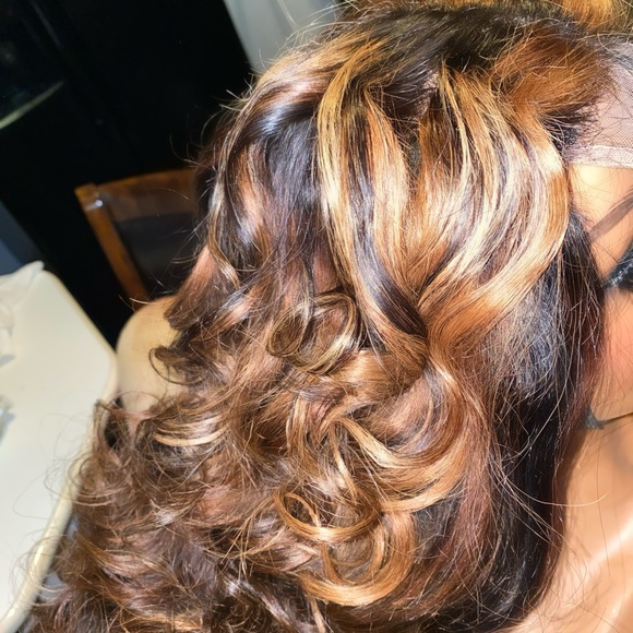 Custom highlighted closure wig - Picture 3 of 6